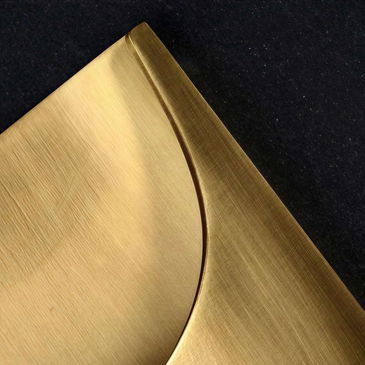 Sconique Stylish Brass Wall Sconce - Minimal Design Architectural Profile Sconce for Foyer T1105