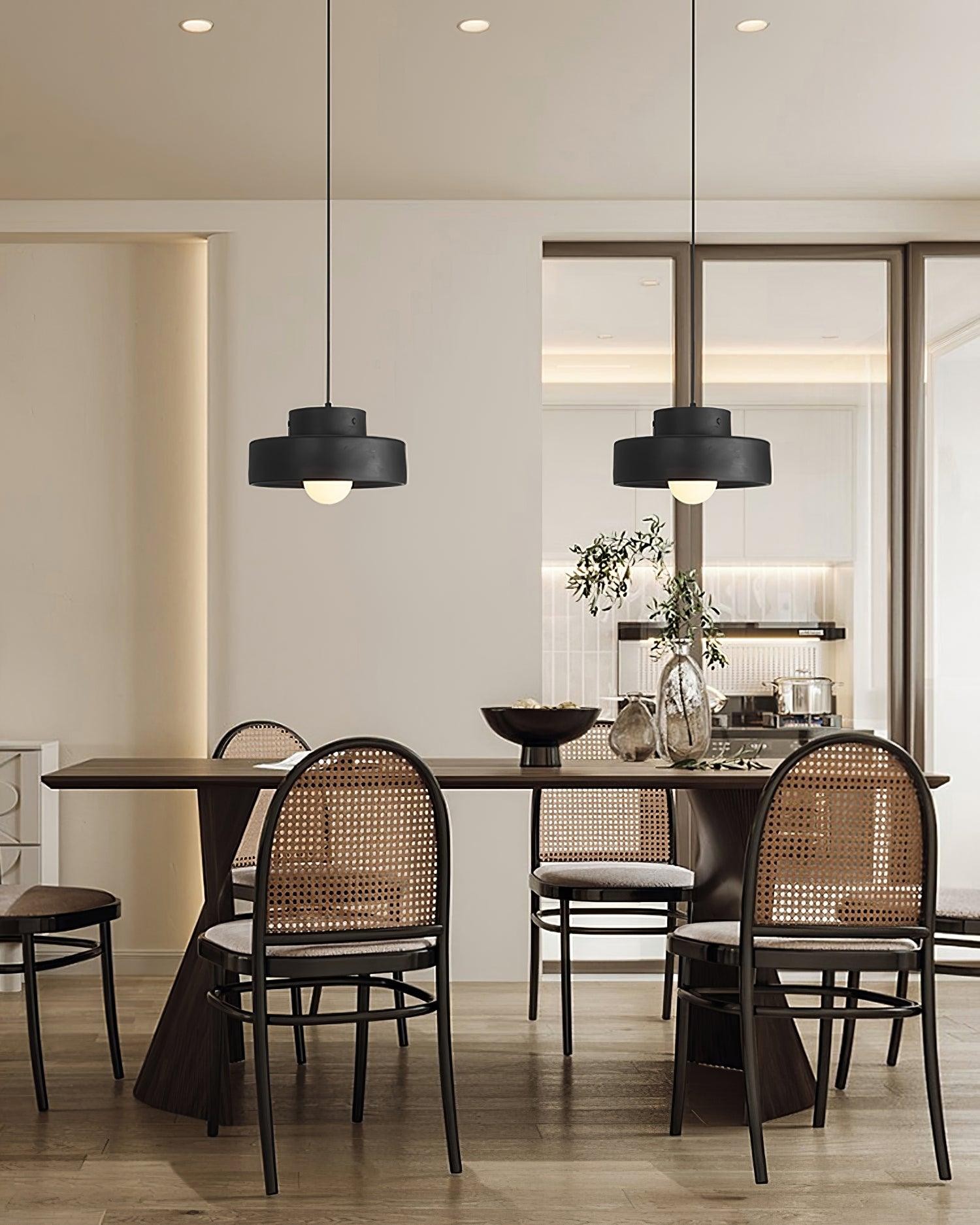 Classic Traditional Pendant Light M298