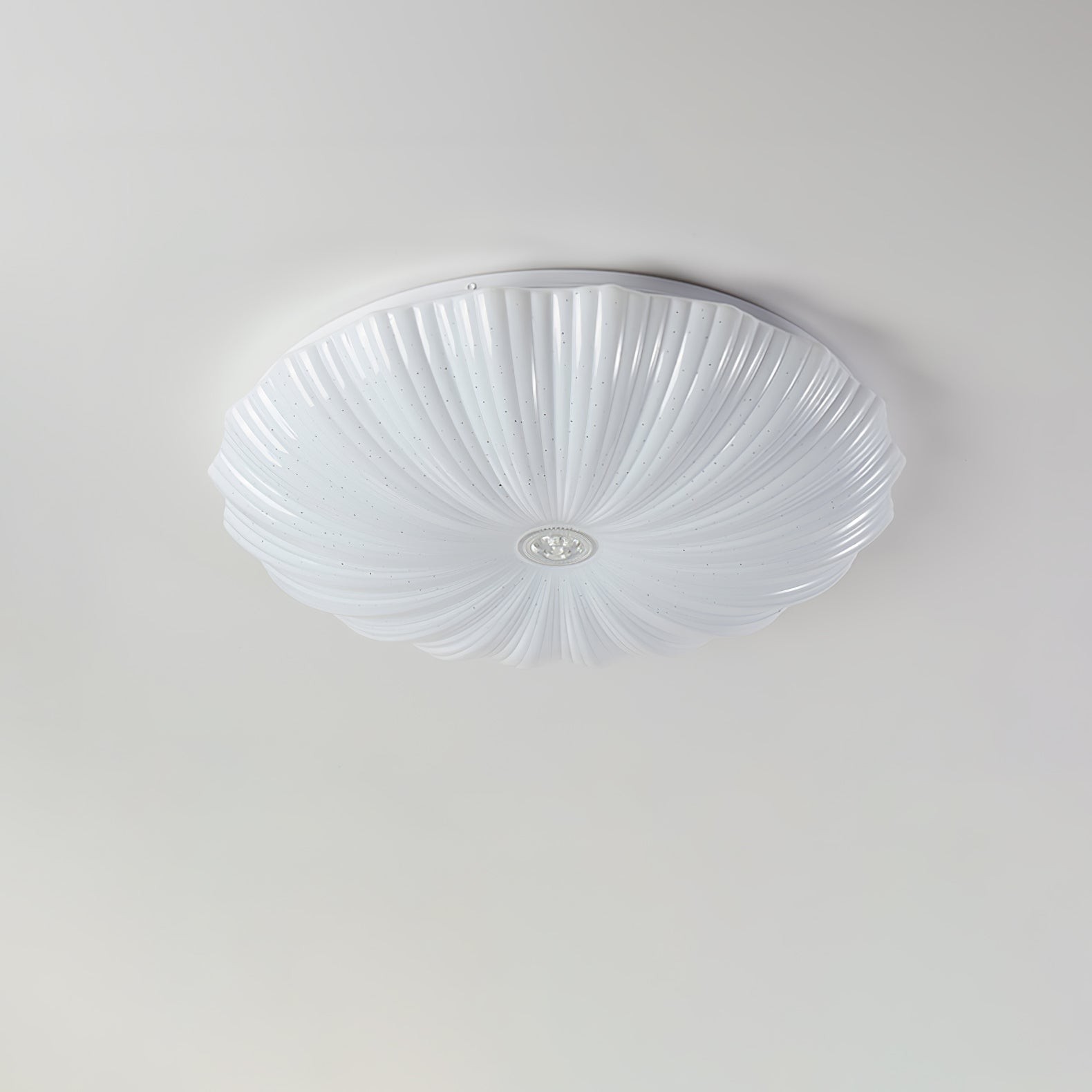 Acrylic Shell Round Ceiling Lamp M412