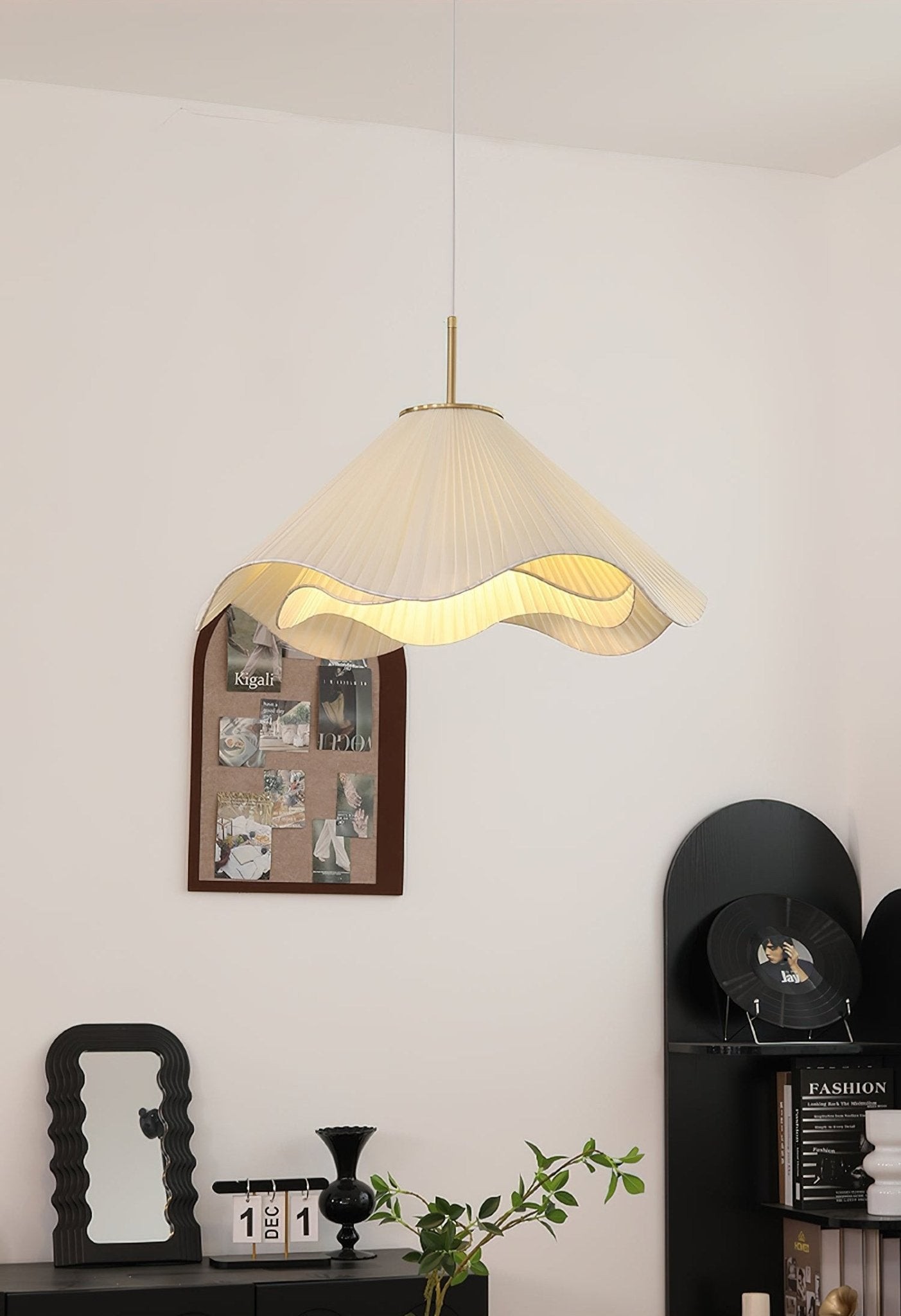 Nordic Cream Style Floral Pendant Lamp M458