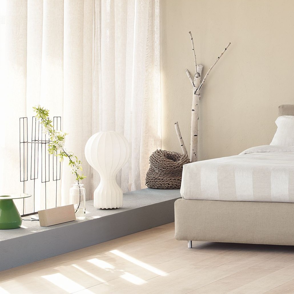 Gatto Table Lamp