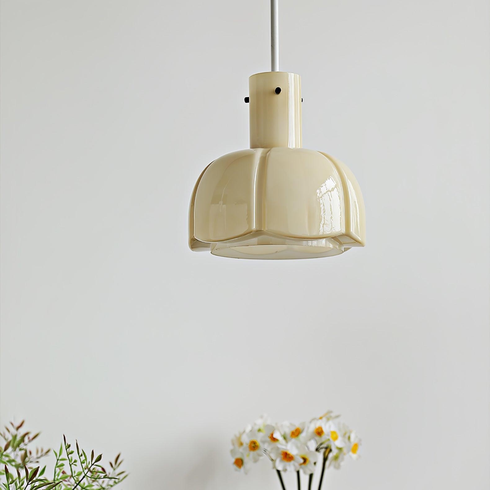 Medieval Style Glass Bud Pendant Lamp M352