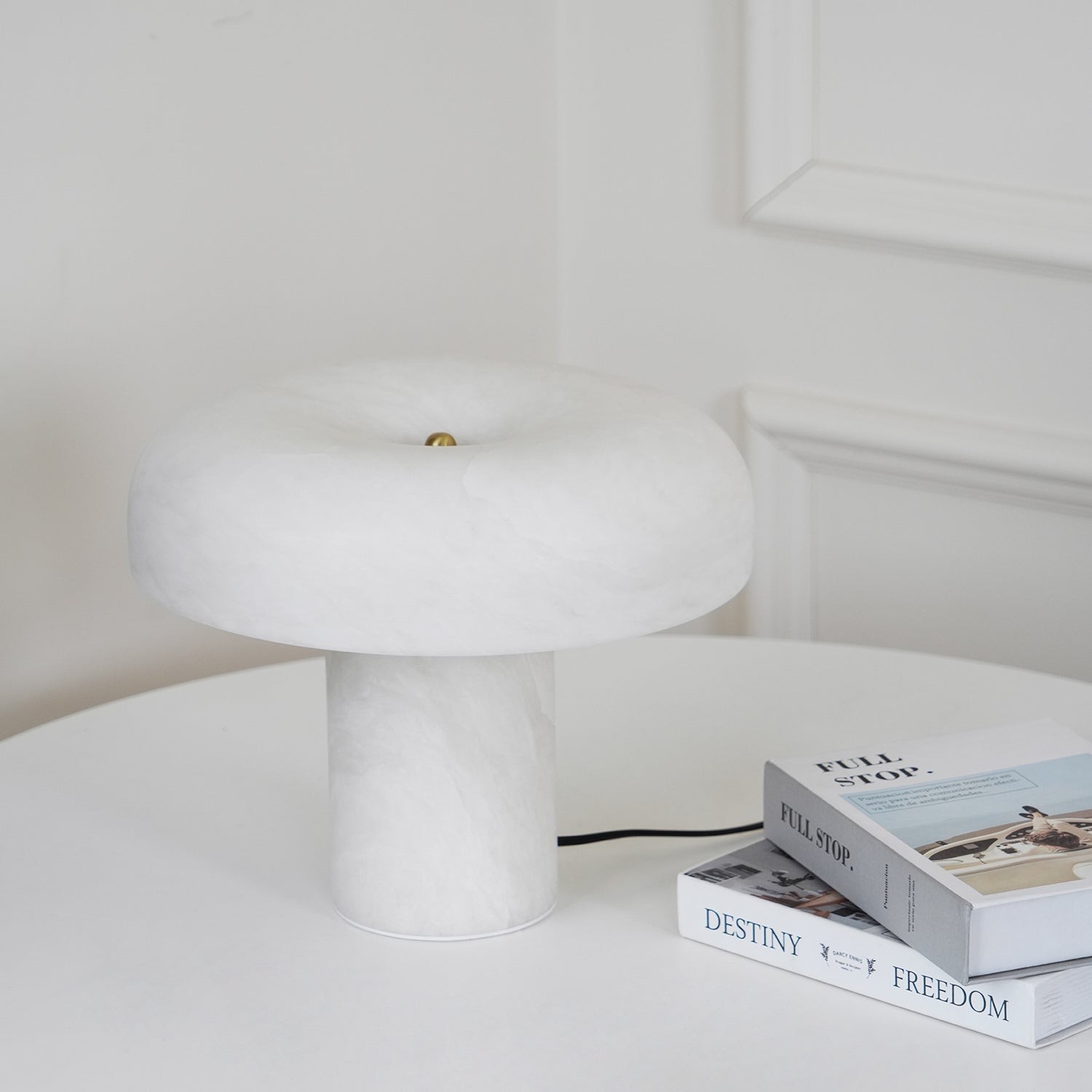Creative Minimalist Luxury Alabaster Table Lamp For Bedroom M344