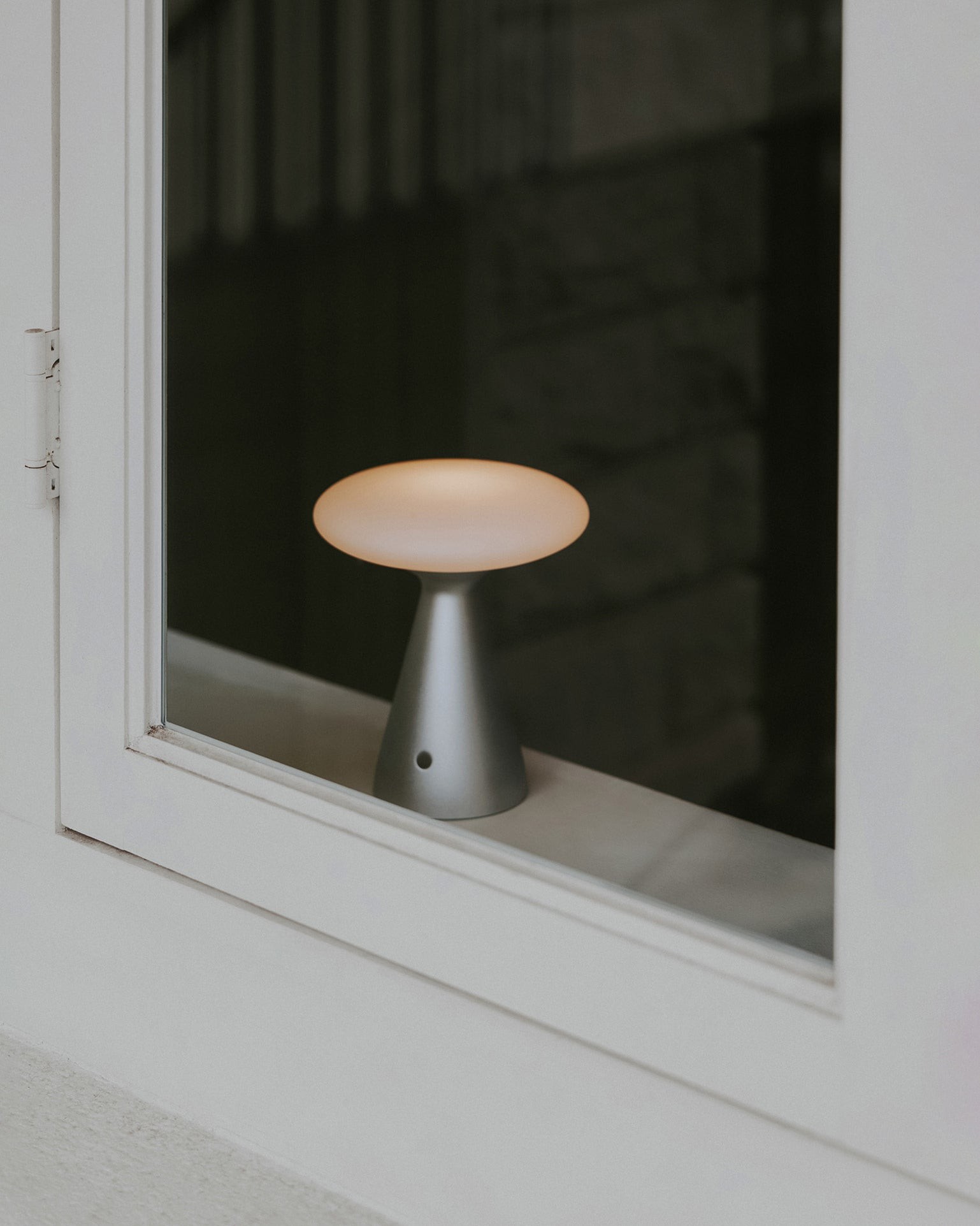 Simple Style Touch Dimming Table Lamp M146