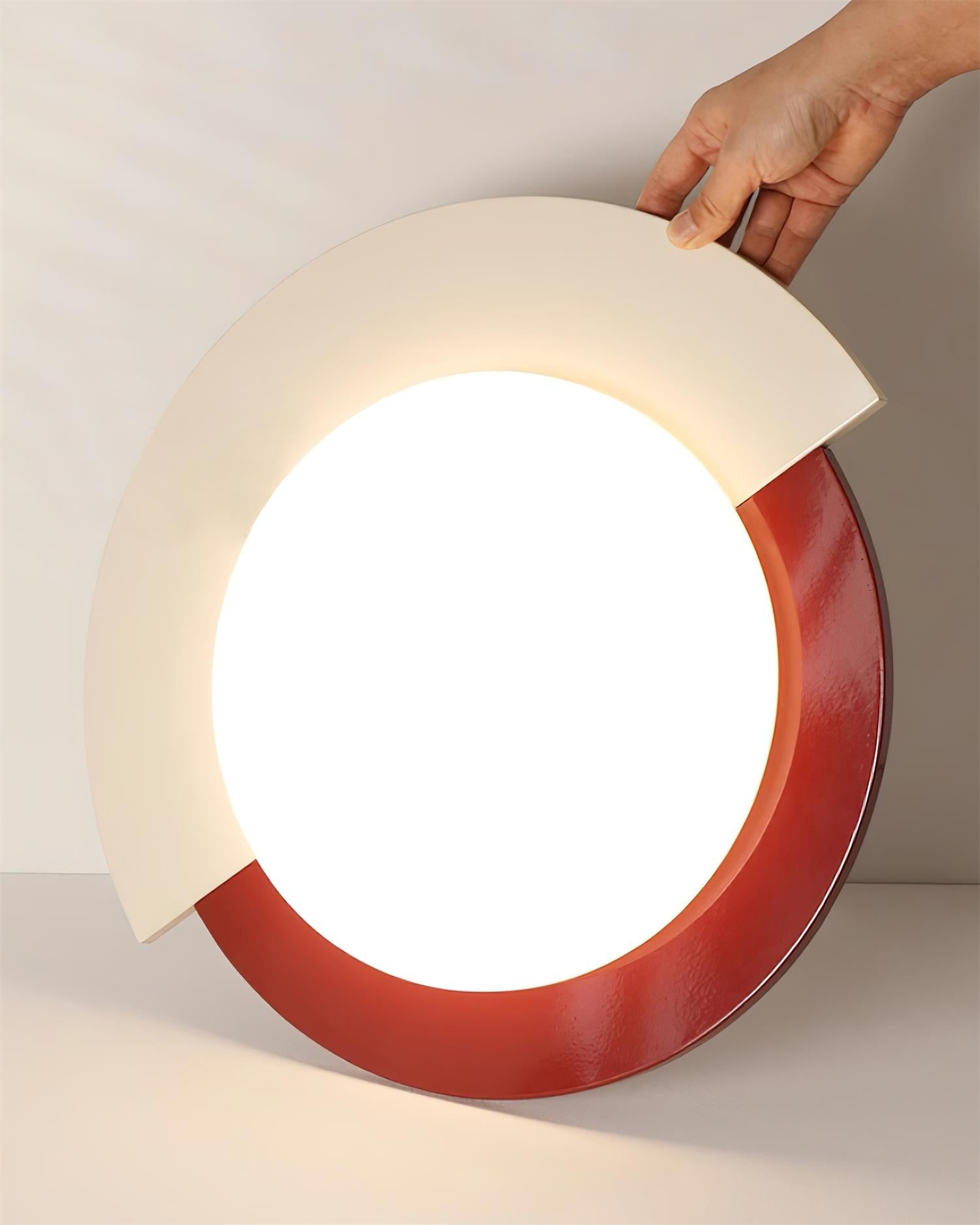 Red And White Round Ceiling Light M102