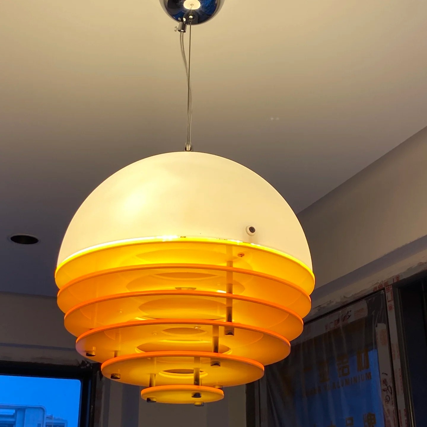 Bauhaus Sunset Pendant Lamp - Warm Ambient Lighting for Living Room S213