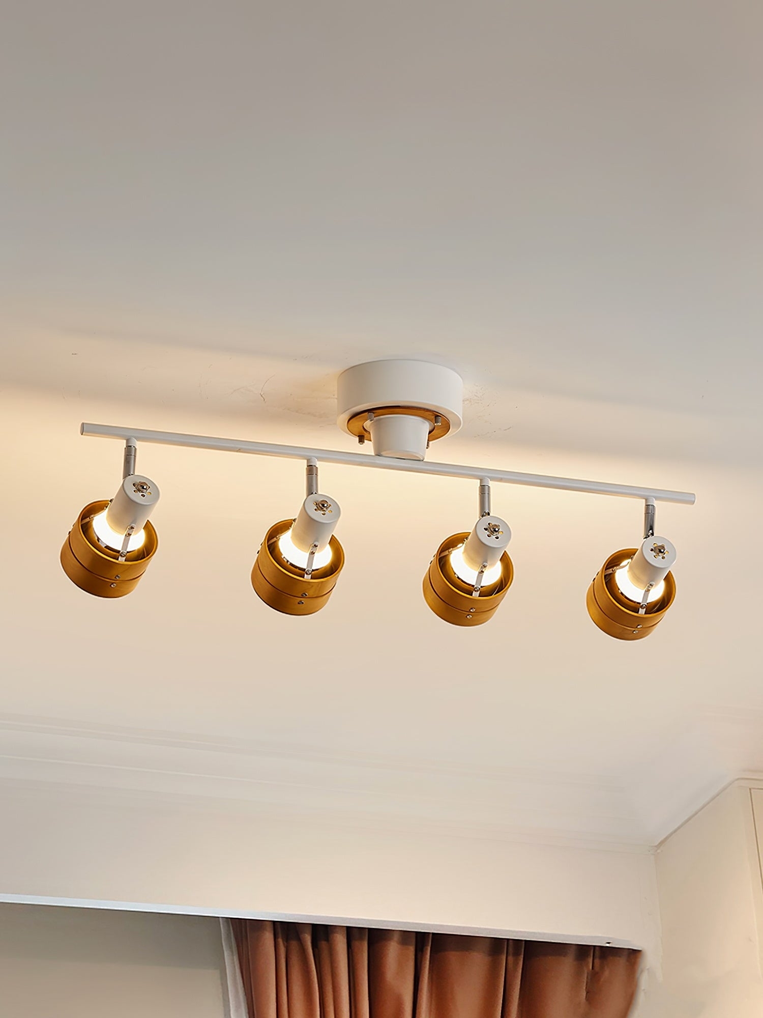 Nordic Cylindrical 4-Light Spotlight T1639