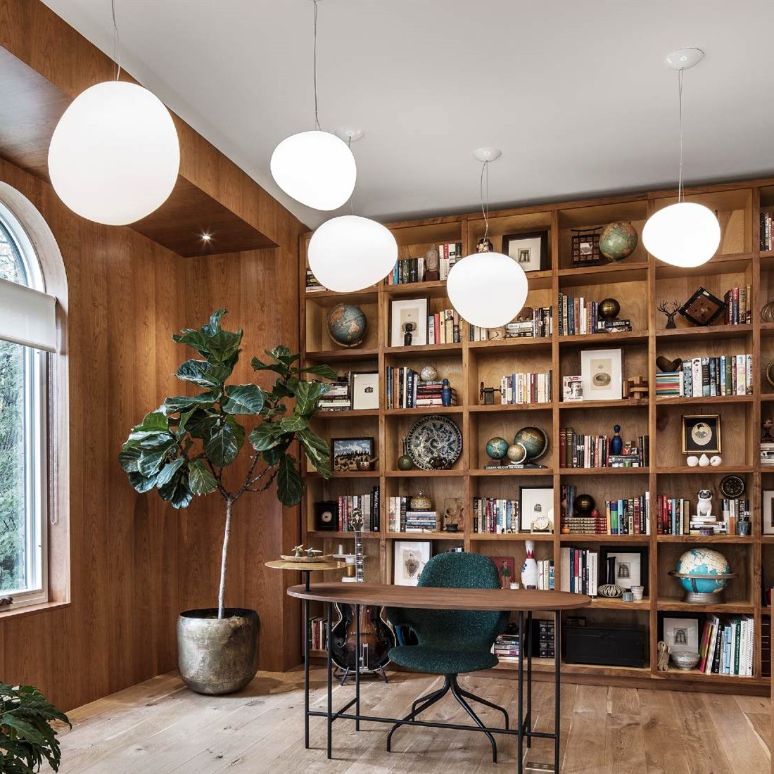 Pebble Orb Deco Milk Glass Pendant Light S161