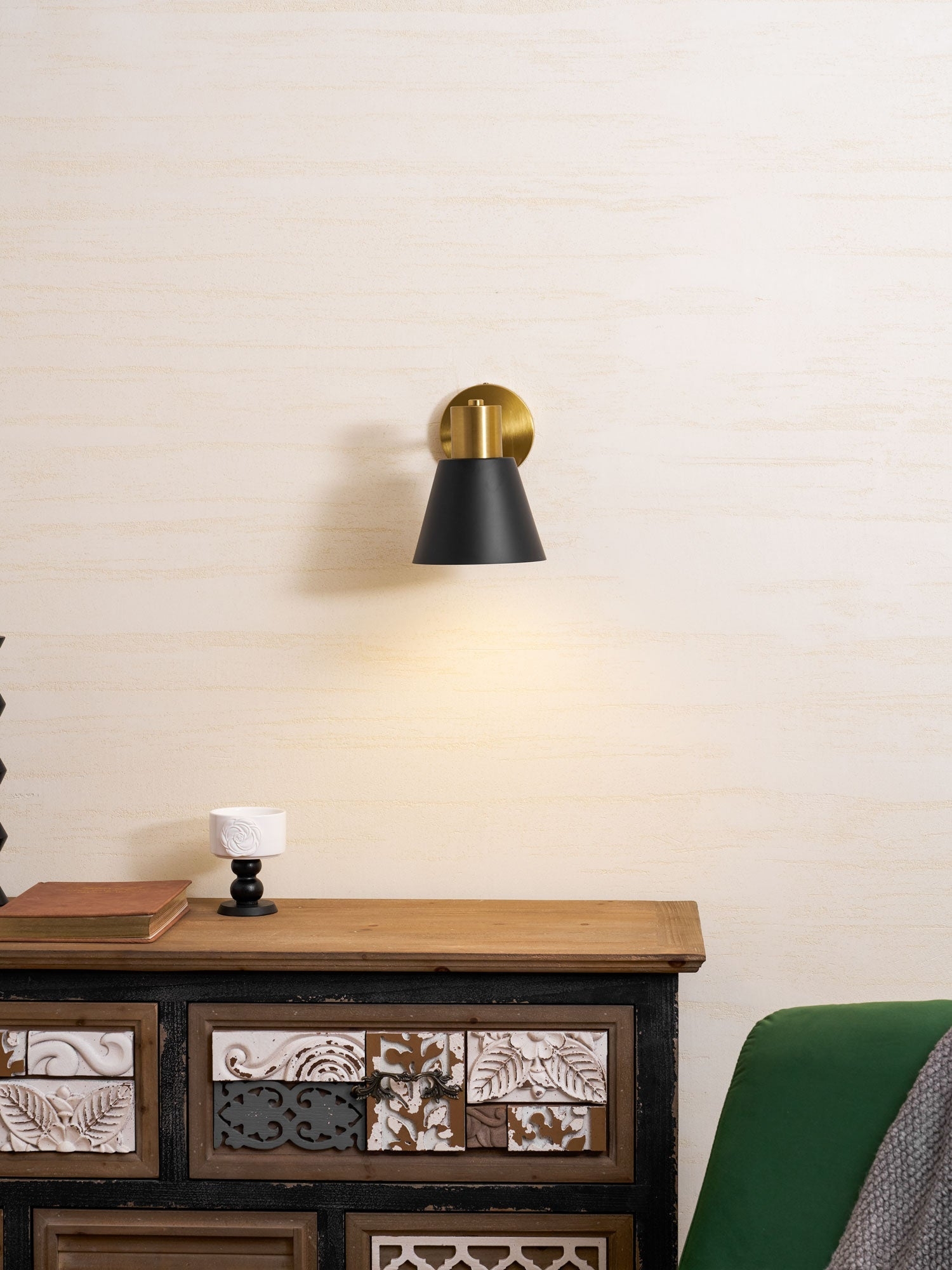 Adjustable Armed Wall Lamp T1597