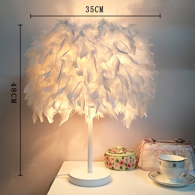 Decorative Feather Table Light For Bedroom