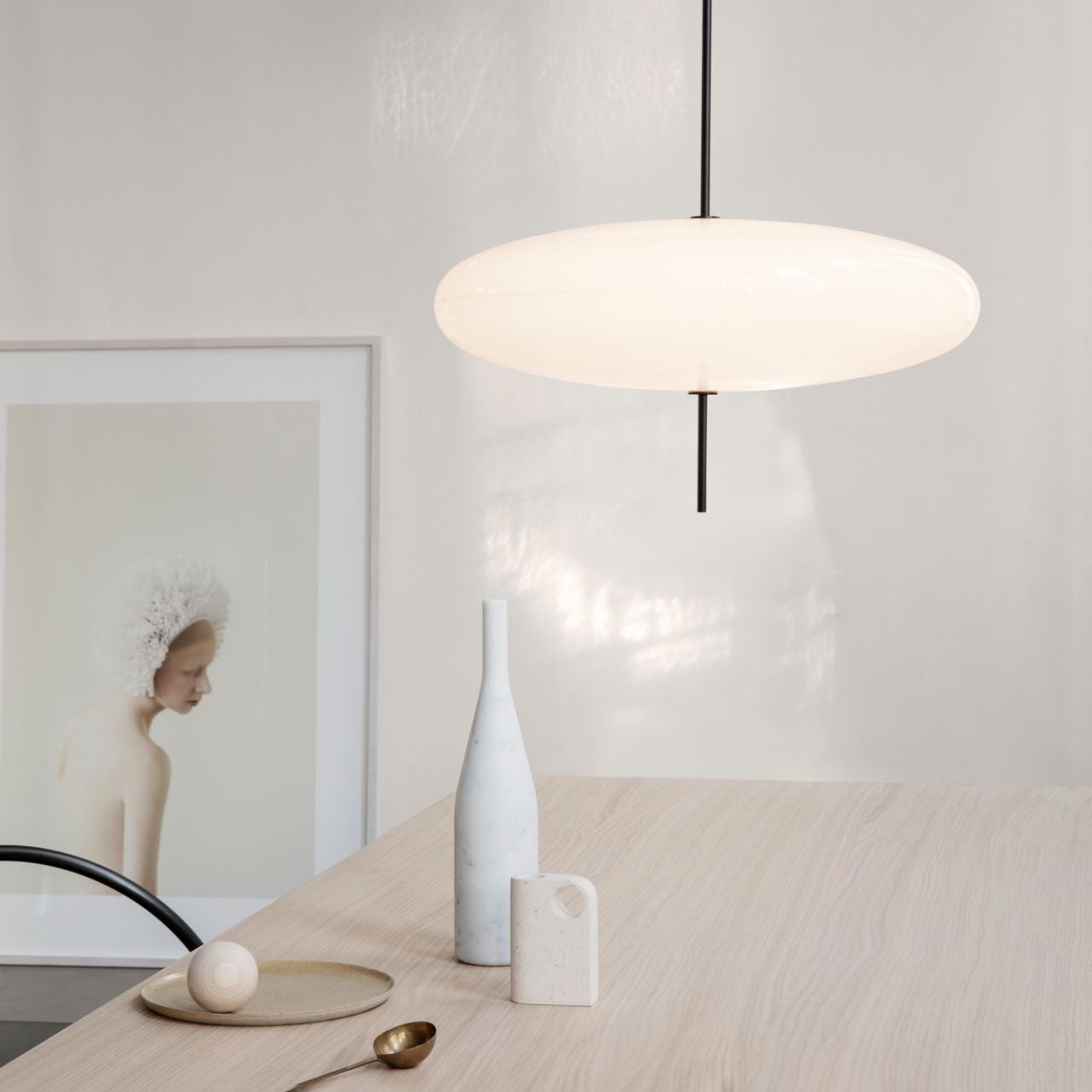 Modern Oval Pendant Light – Metal and Acrylic Pendant Lamp for Living Room