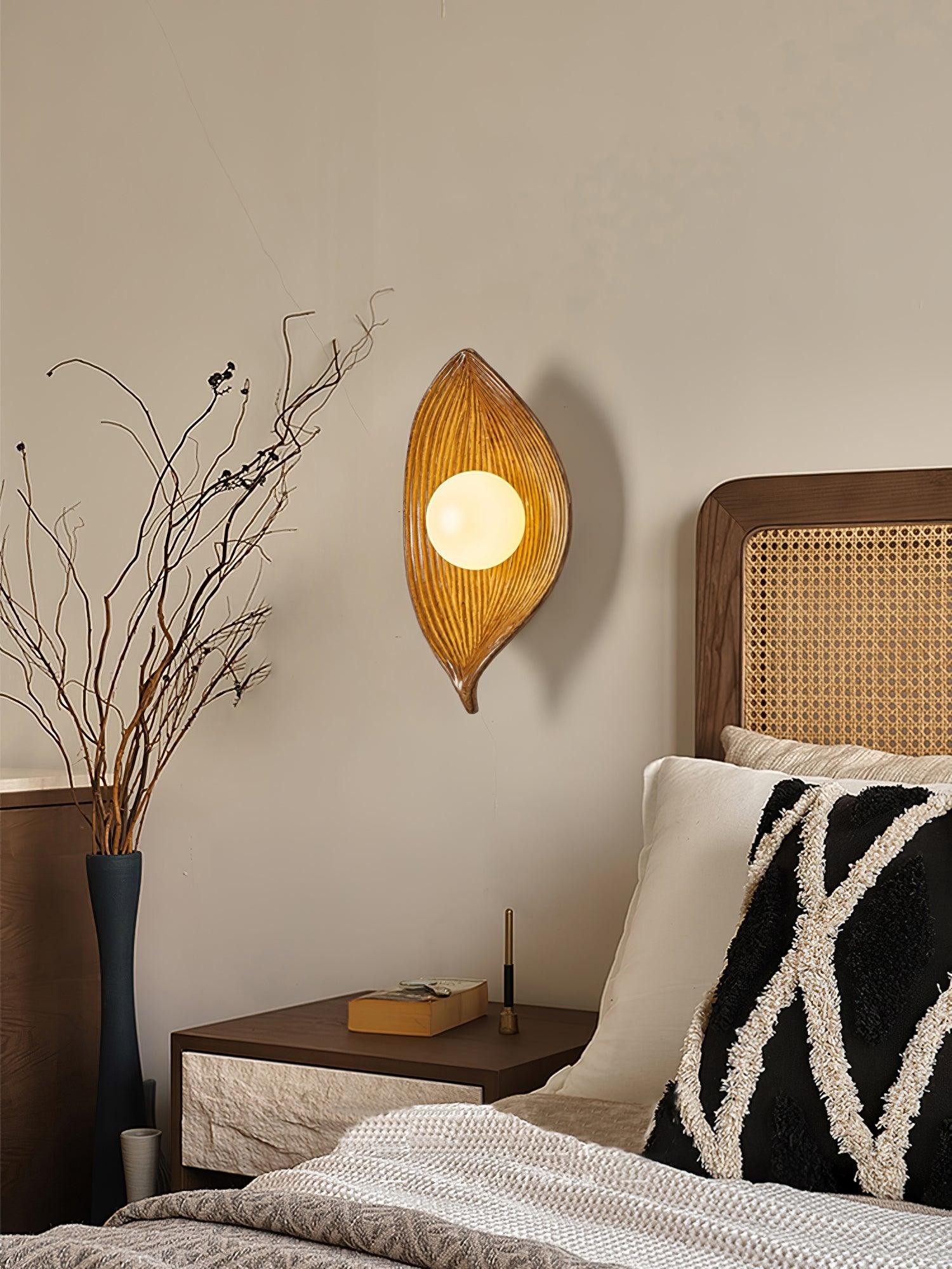 Leaf Canoe Wall Sconce M442