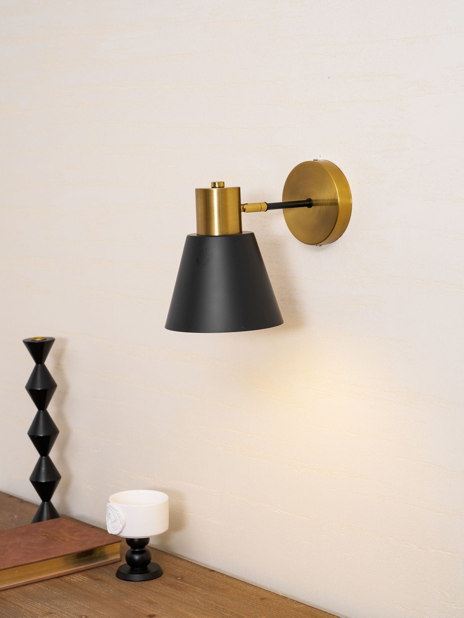 Adjustable Armed Wall Lamp T1597