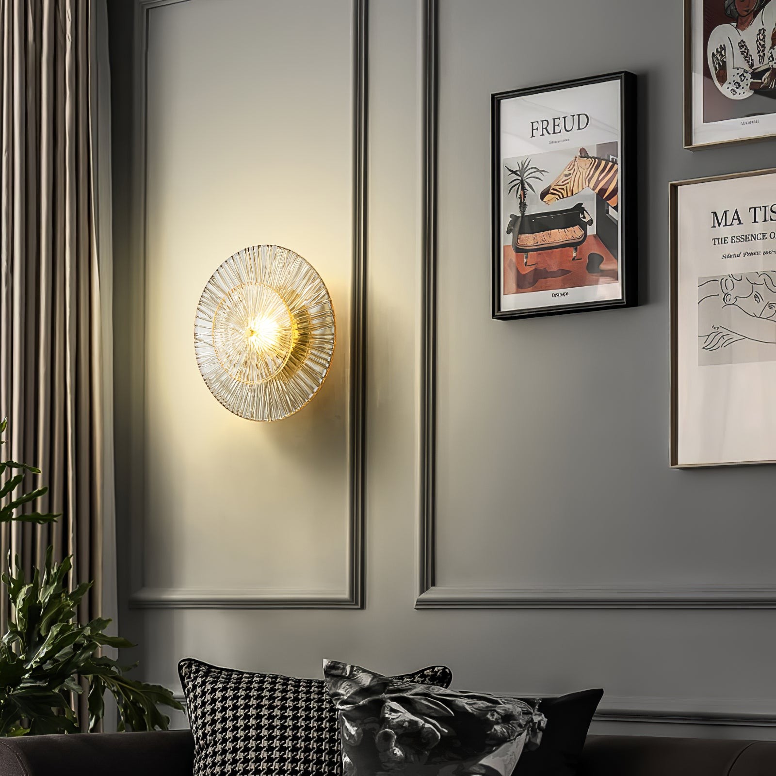 Modern Creative Round Crystal Wall Lamp M14