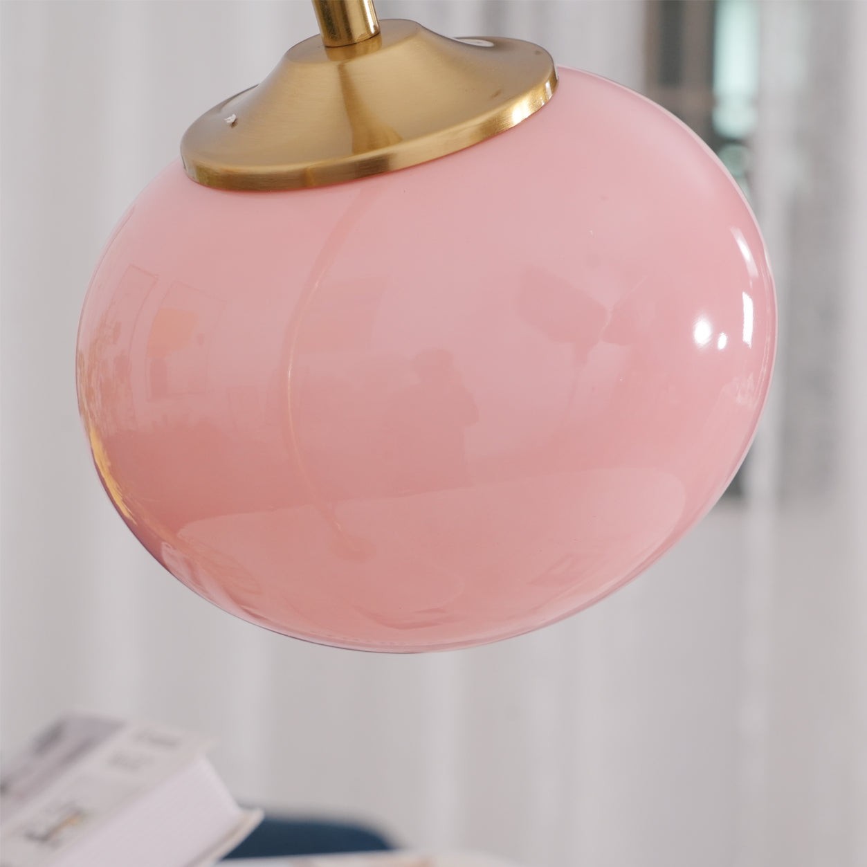 Scandinavian Cream Ball Table Lamp For Living Room M348