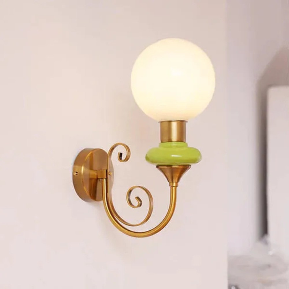 Elegant Wall Lamp with Sculptural Glow and Architectural Form S220