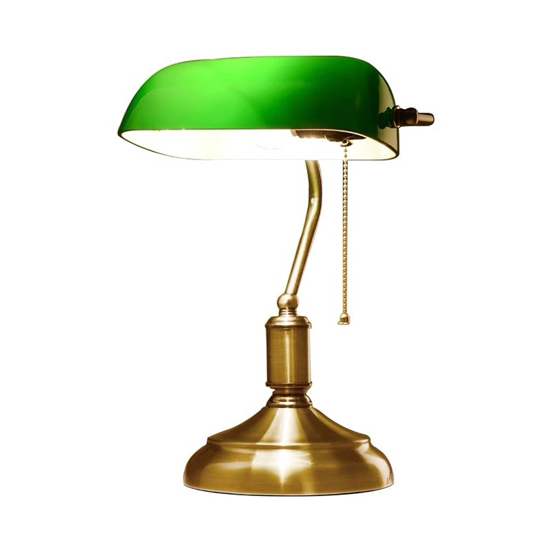 Nostalgic Vintage Table Lamp