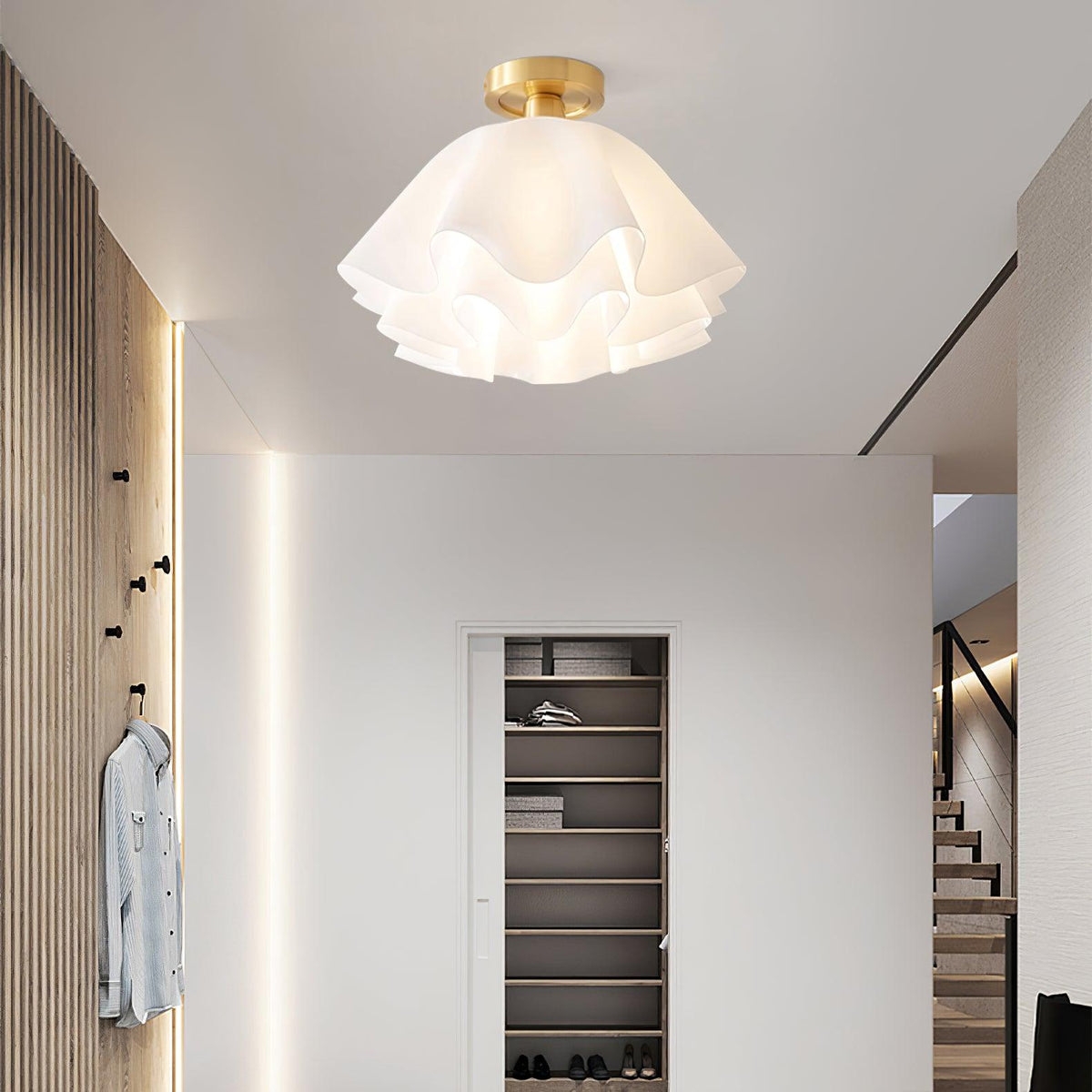 Lustra Pleated Retro Brass Acrylic Ceiling Light T2183