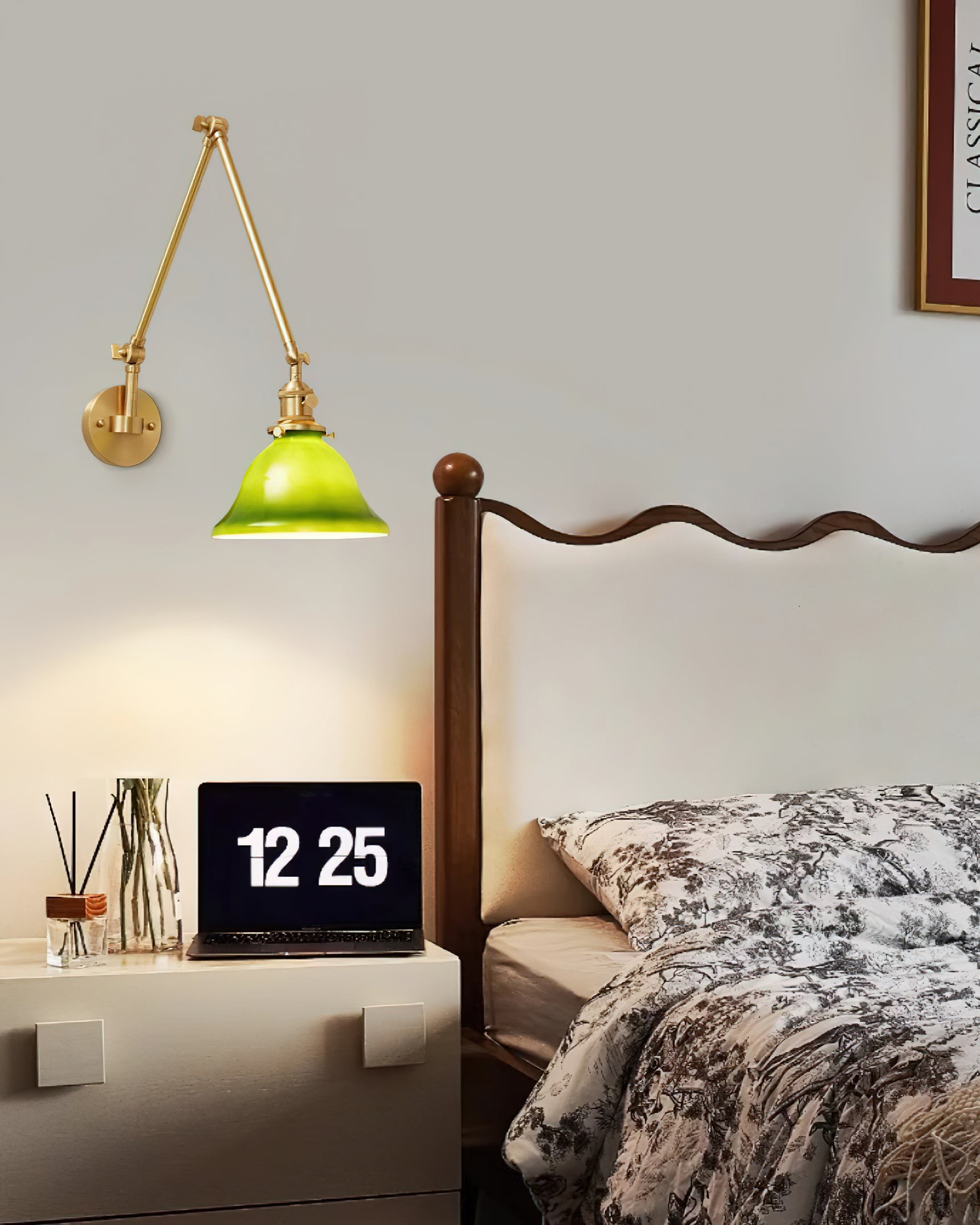 Personalized Green Bell-Shaped Wall Lamp M154