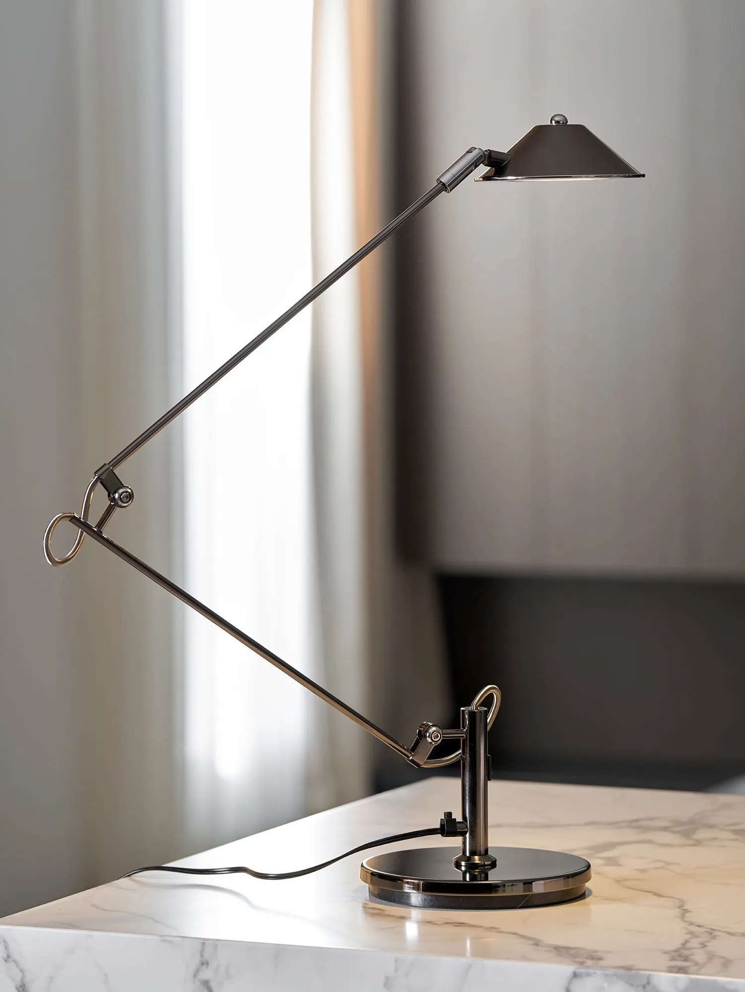 Adjustable Black Office Task Lamp T1596
