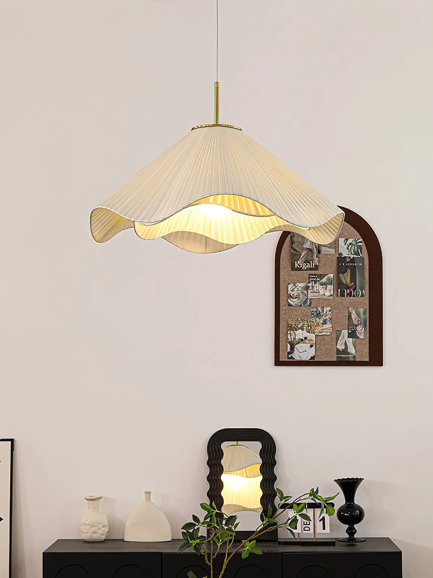 Nordic Cream Style Floral Pendant Lamp M458
