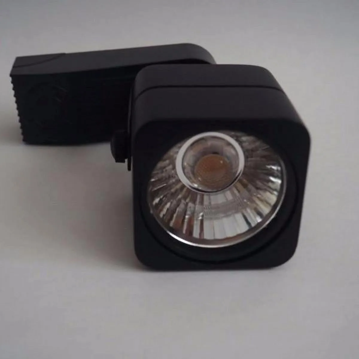 LED 7W COB Track Light in Black