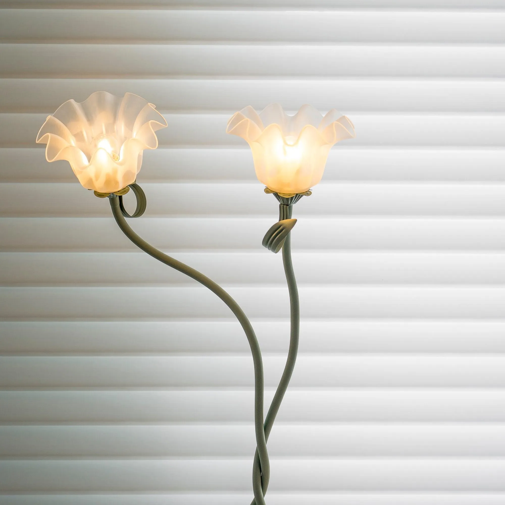 Creative Multi-Head Winding Flower Shape Floor Lamp M75