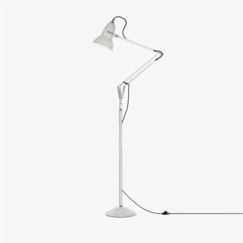 Modryx Refined Metal Floor Lamp - Adjustable Design for Reading Nook T553