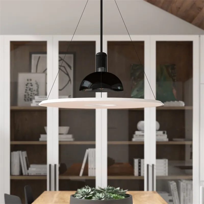 Frisbi Pendant Light