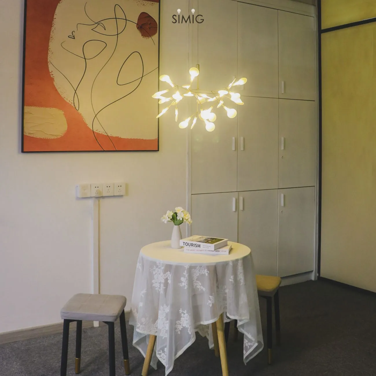 Floresta Chandelier – Artistic LED Chandelier for Residential Spaces