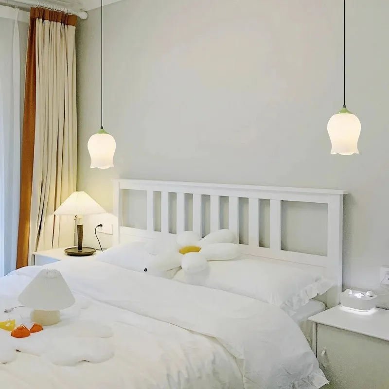 Nordic Flower Bud Glass Pendant Light S89