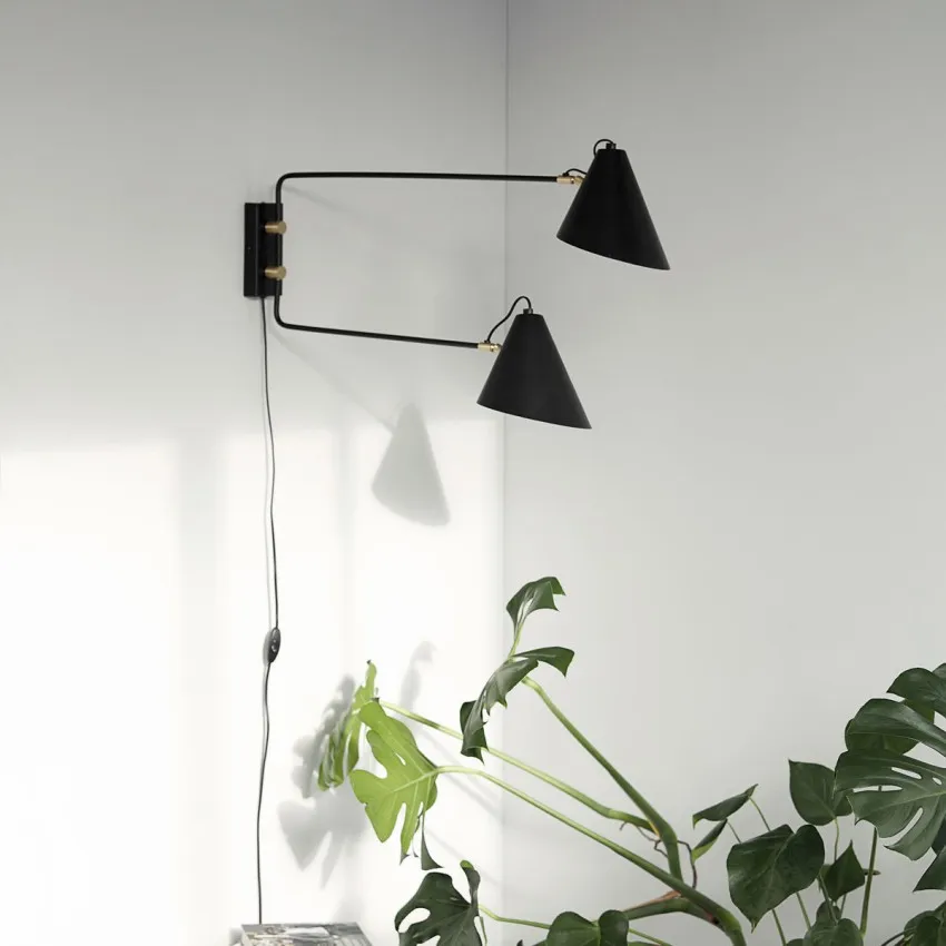 Club wall lamp