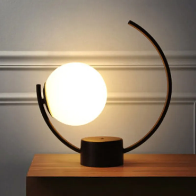 SWING Ball Table Light