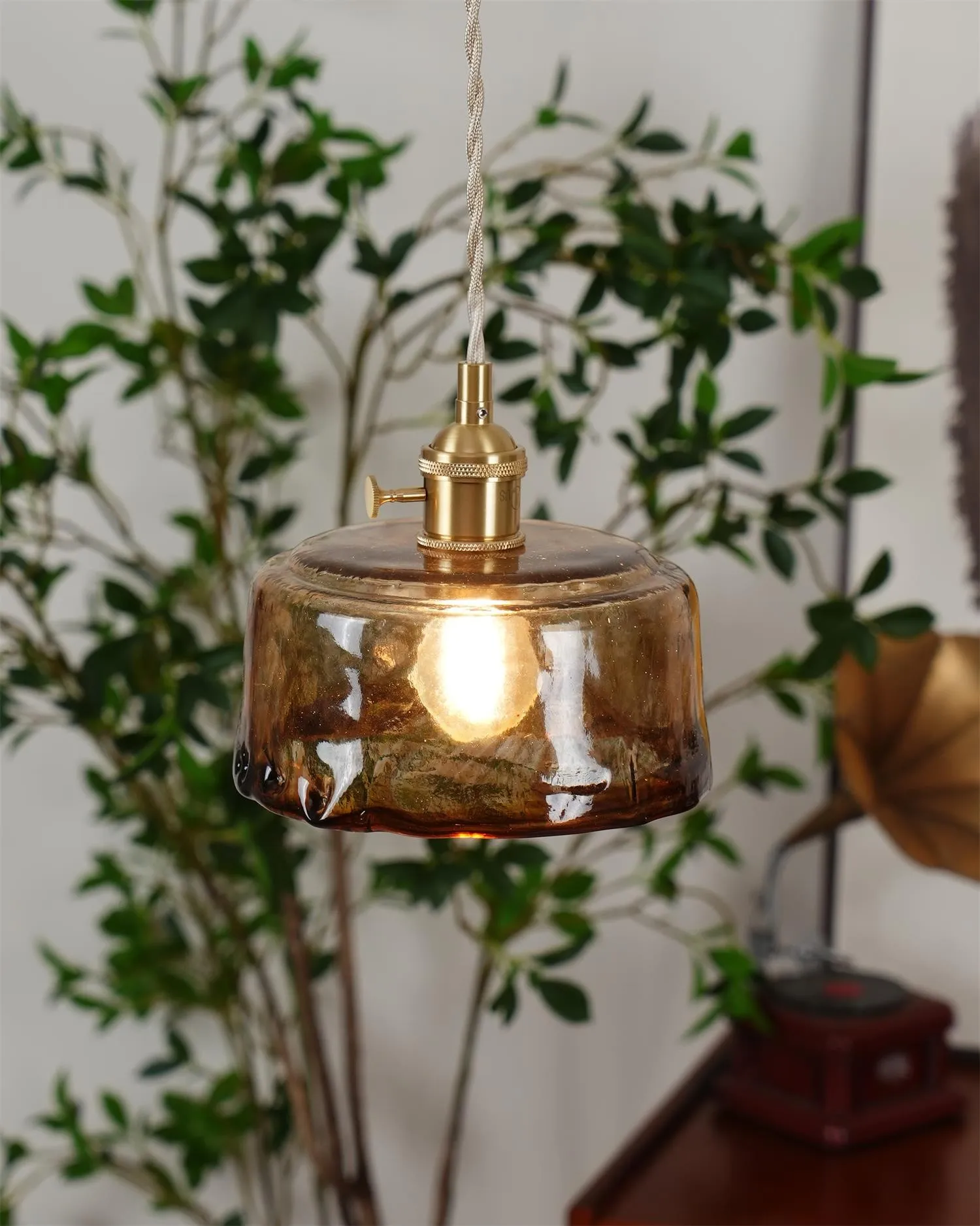 Retro Glass Pendant Lamp M110