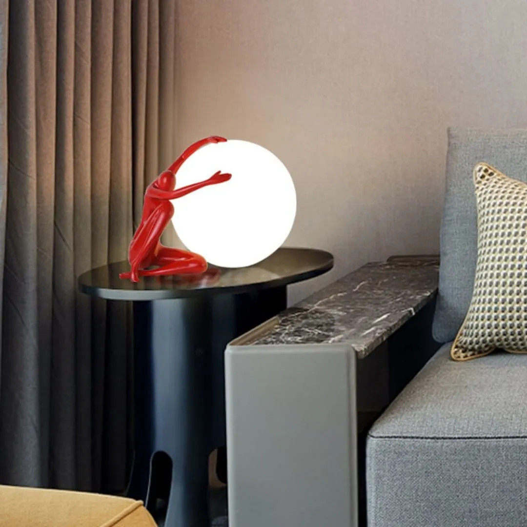 Humanoid Ball Holding Table Lamp M583