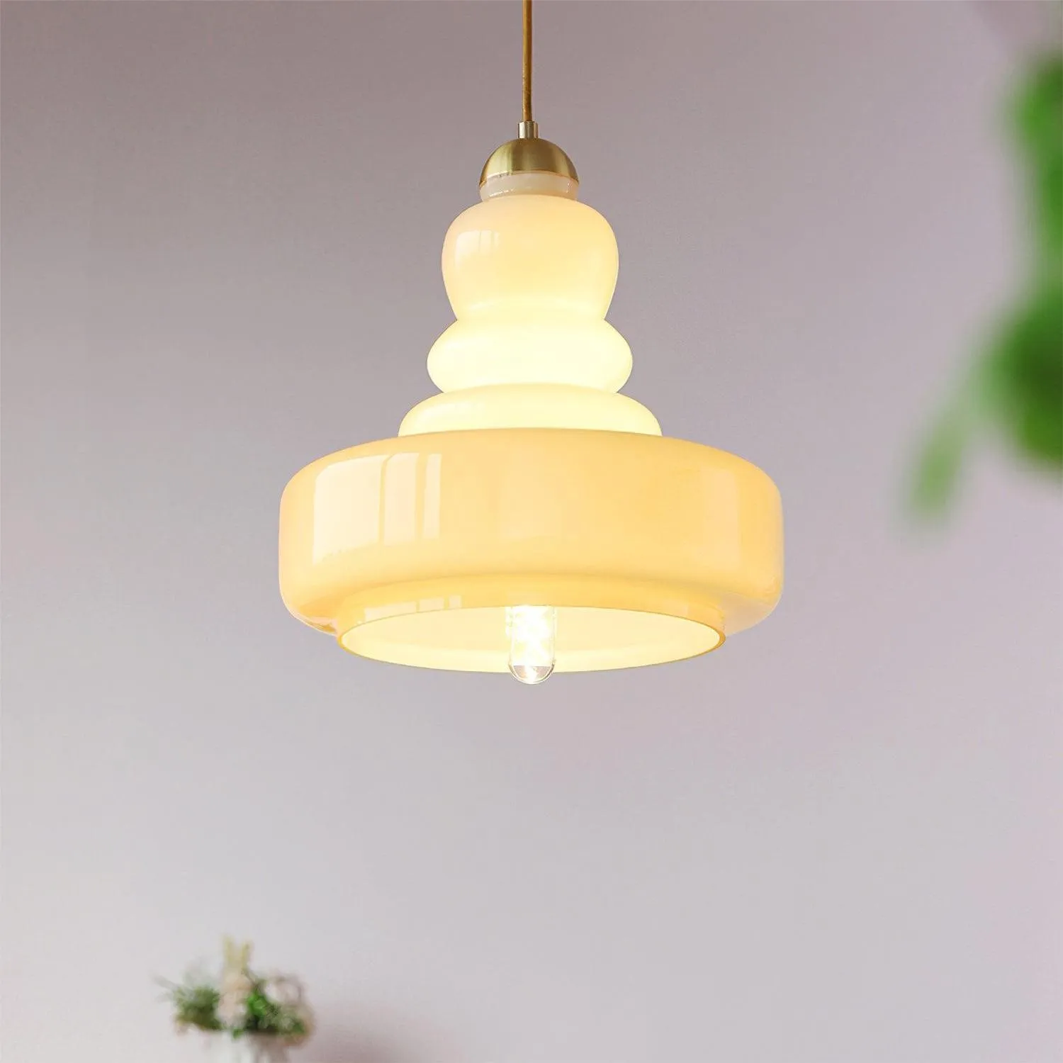 Bauhaus Vintage Cream Glass Pendant Lamp S174