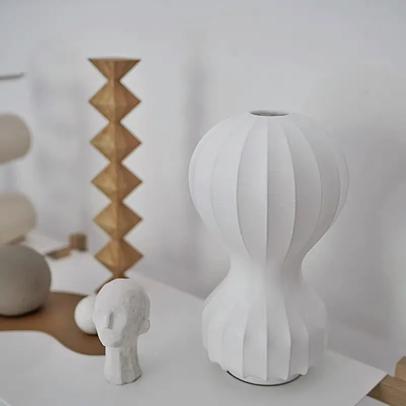 Gatto Table Lamp