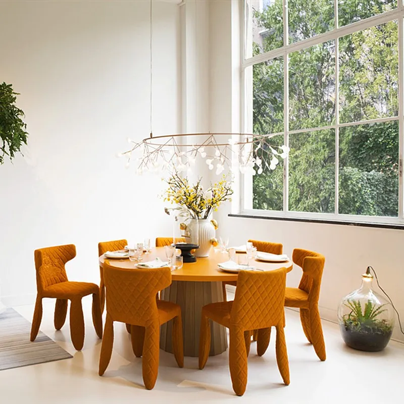 Floresta Chandelier – Artistic LED Chandelier for Residential Spaces