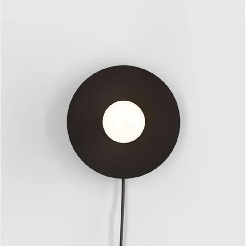 Dot Wall Lamp