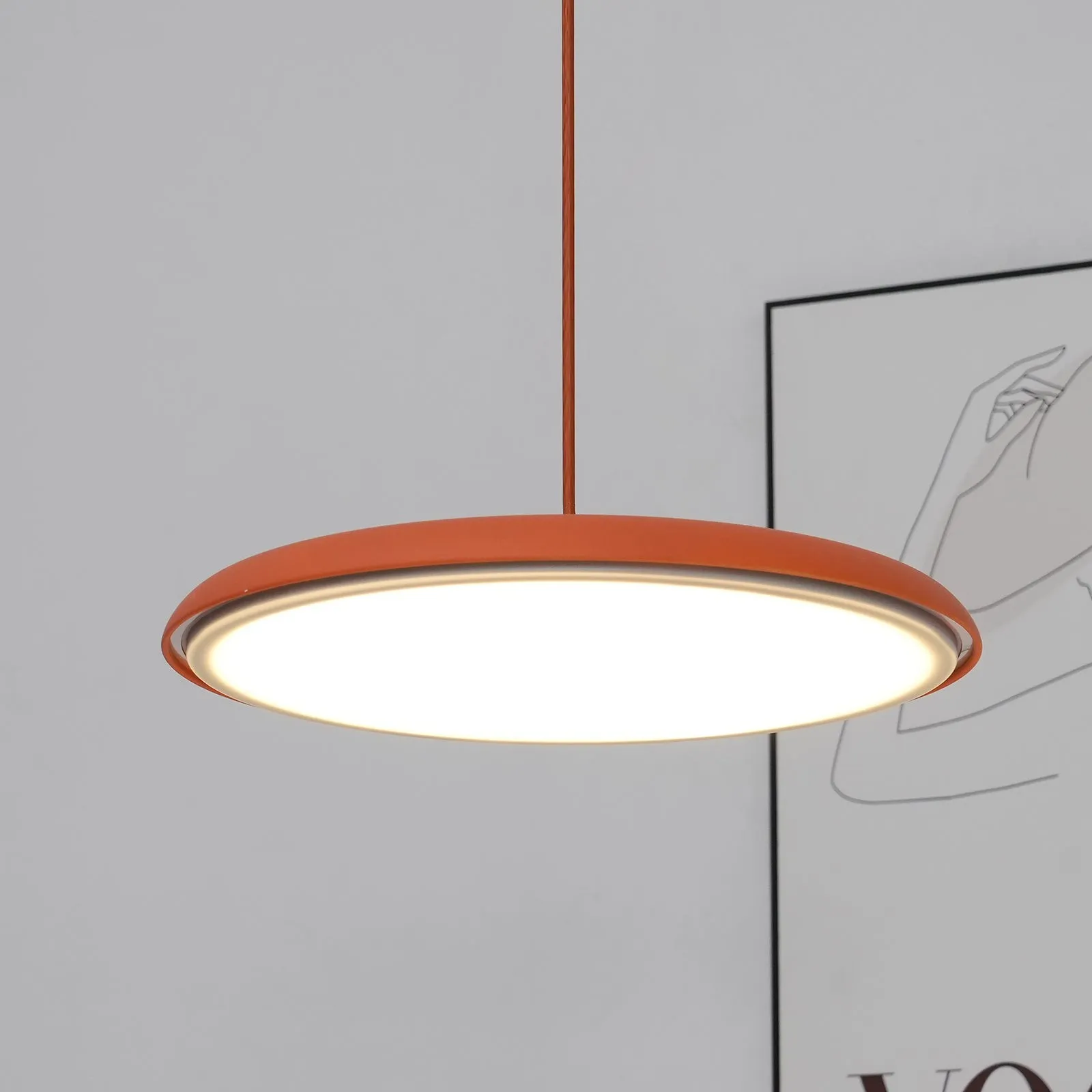 Modern Metal Saucer Pendant Light – Slim Design with LED Lighting M45