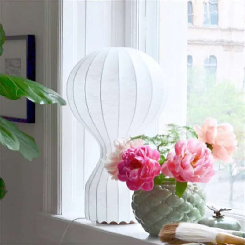 Gatto Table Lamp