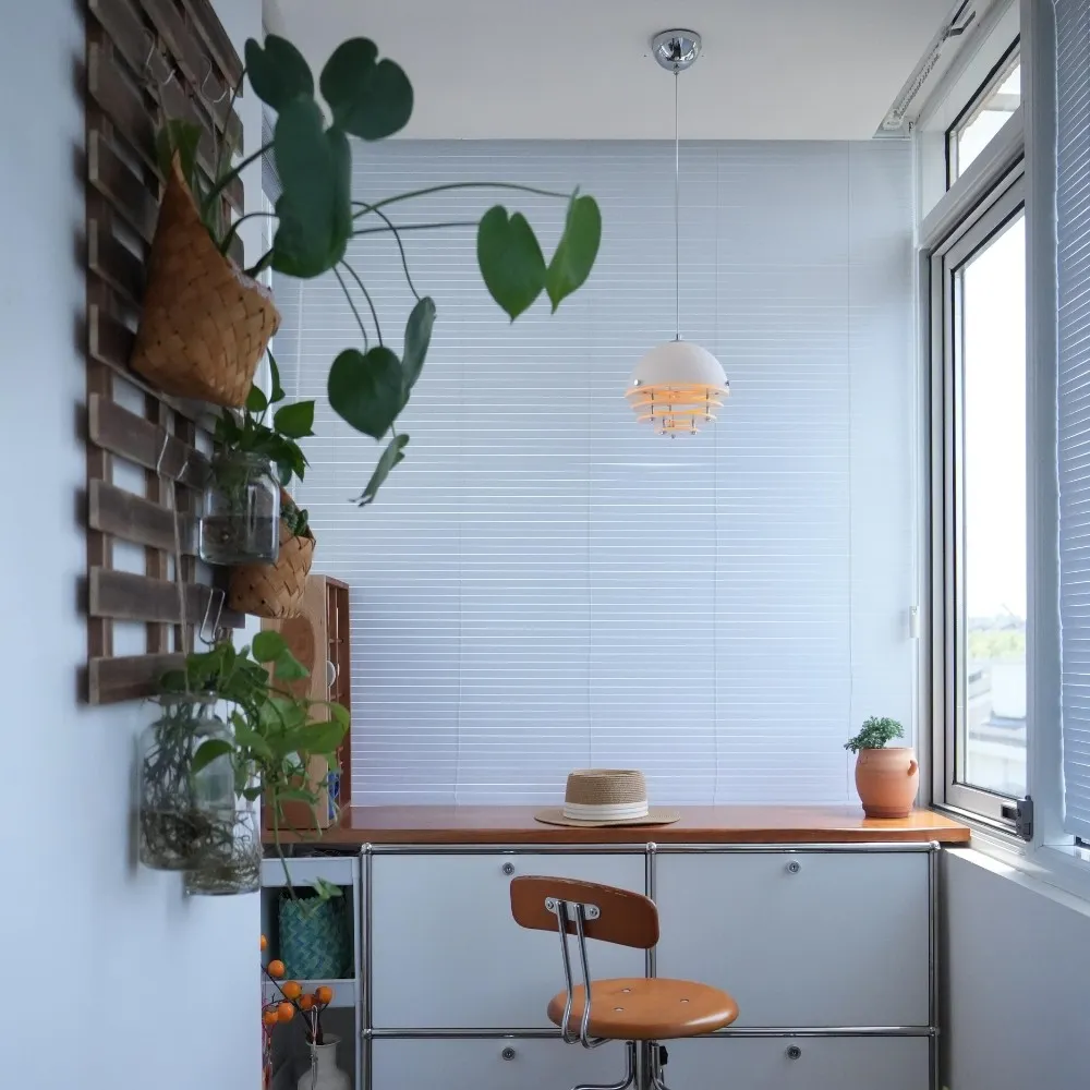 Bauhaus Sunset Pendant Lamp - Warm Ambient Lighting for Living Room S213