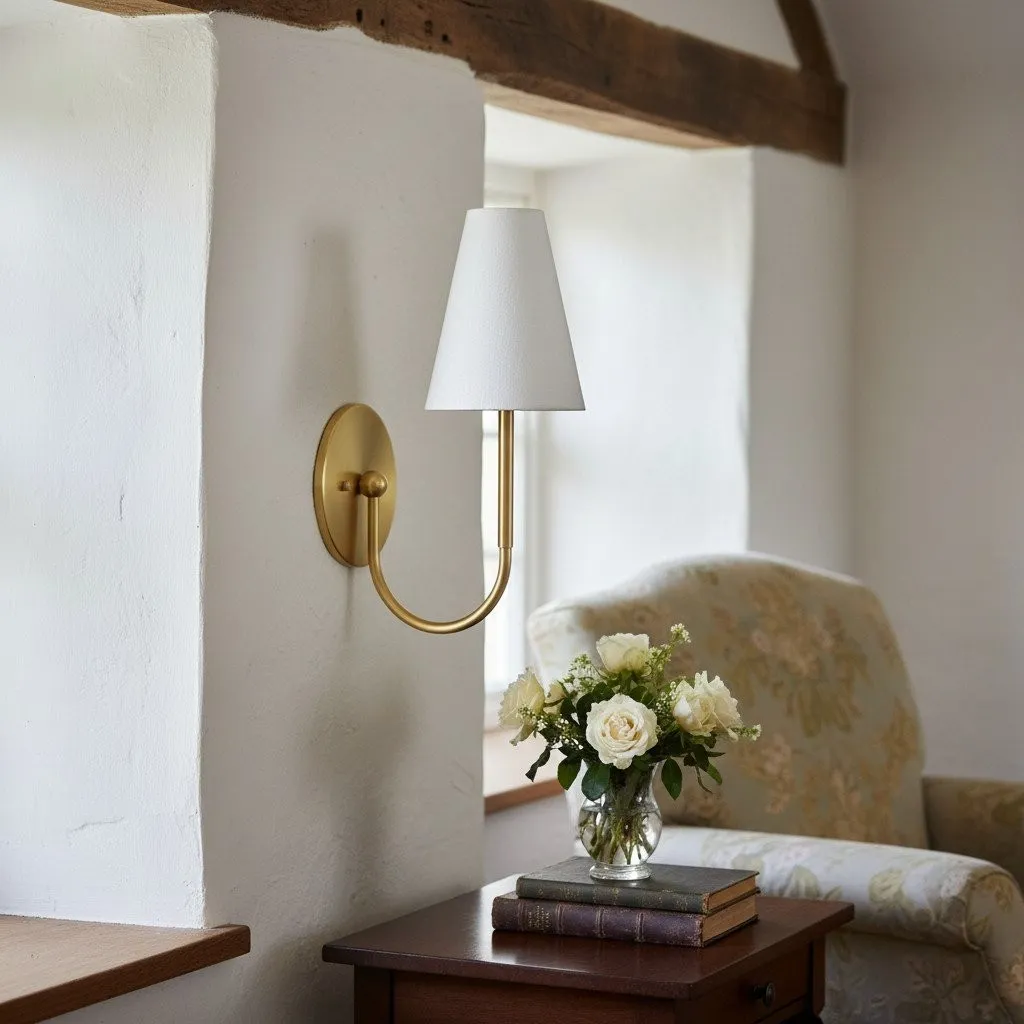 Curva Modern Minimalist Wall Sconce - Sleek Design for Living Room T399