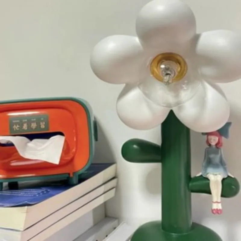 Flowery Table Lamp