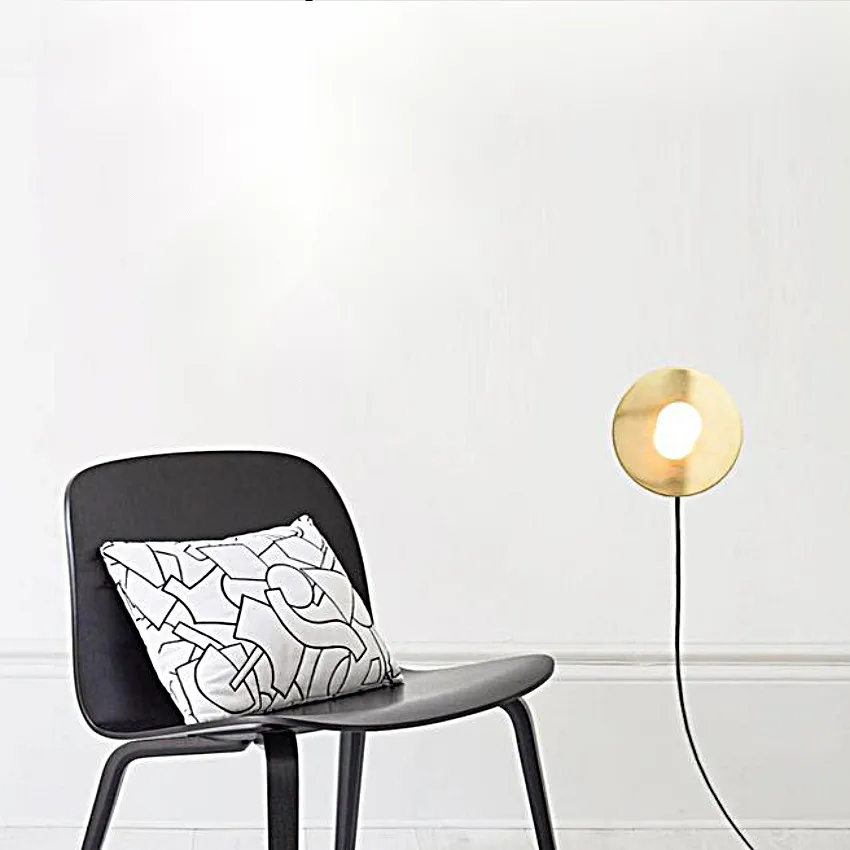 Dot Wall Lamp