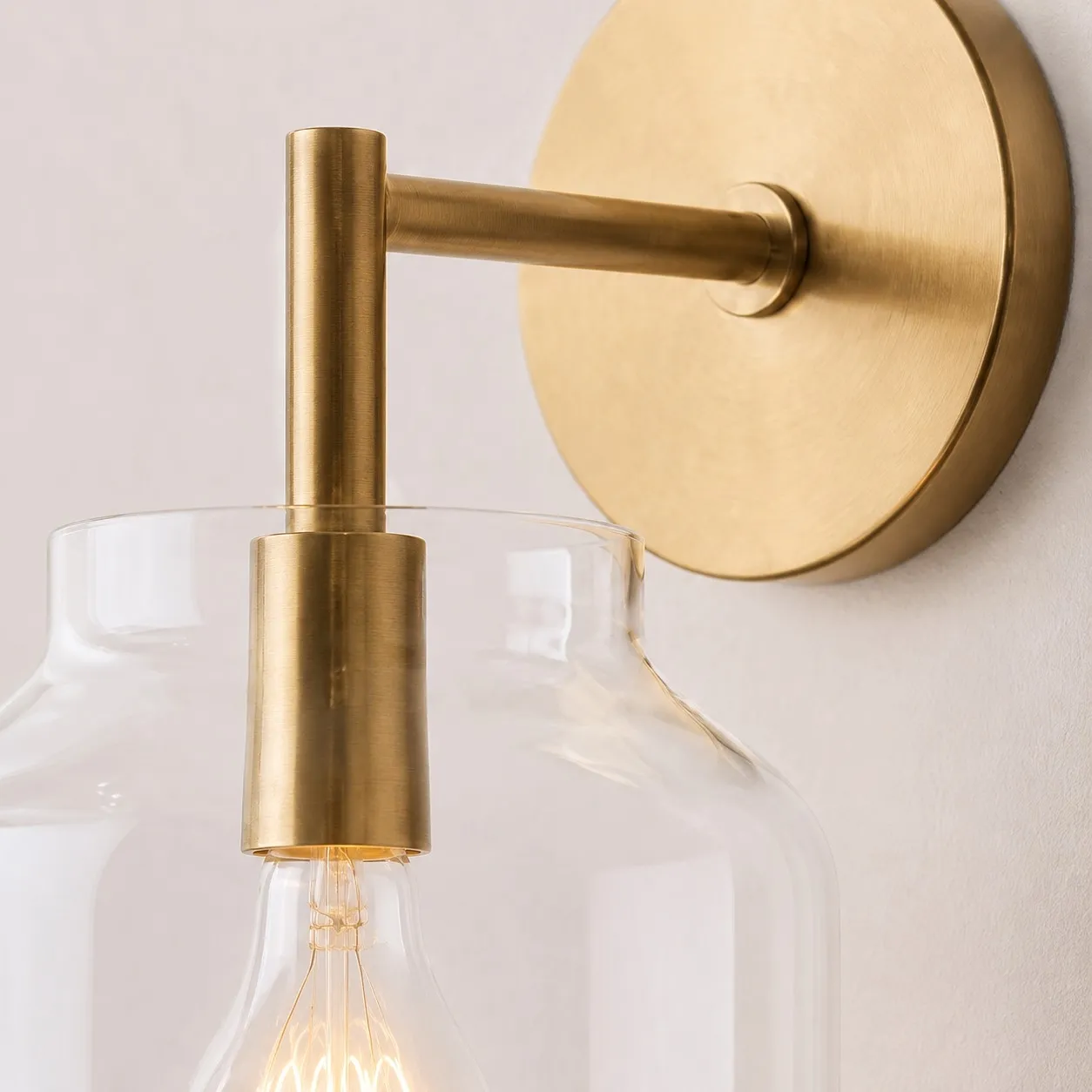 Hanton Minimalist Cylindrical Wall Sconce - Modern Lighting for Vanity T173