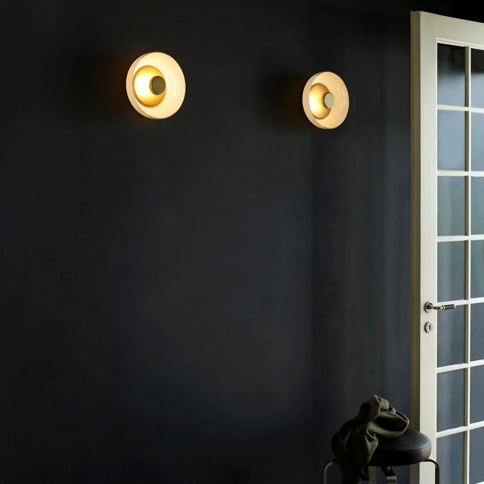 The Shimmering Glow Premium Minimalist Brass Wall Light T2072