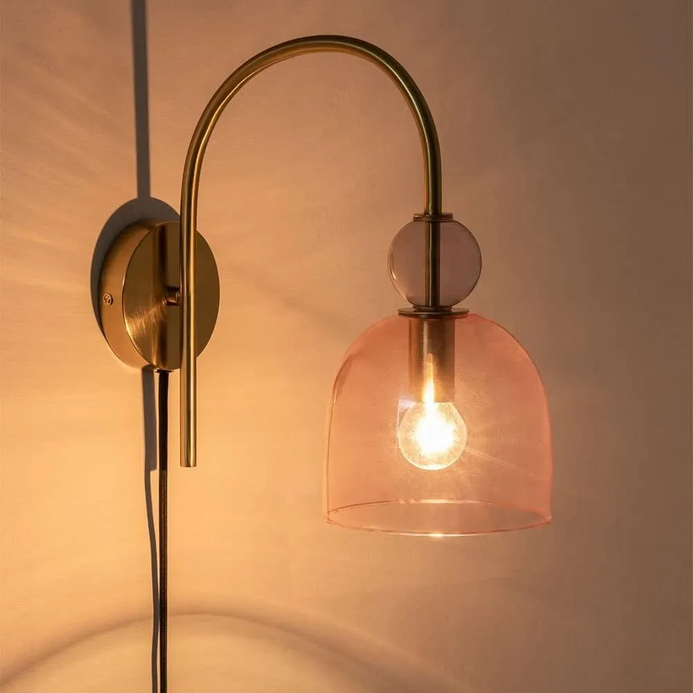 Contemporary Glass Lamp – Soft Glow for Modern Interiors S243
