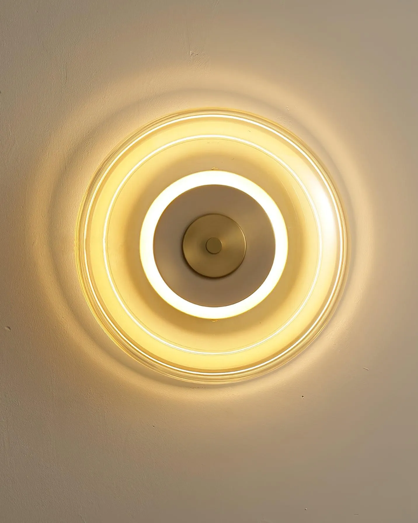 Postmodern Brass Glass Wall Lamp M112