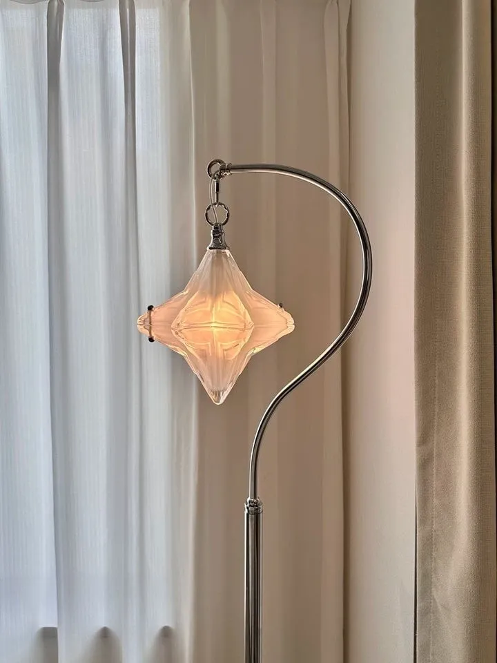 Art Deco Star Floor Lamp - Modern Standing Lamp for Living Spaces - Astris Orion T438